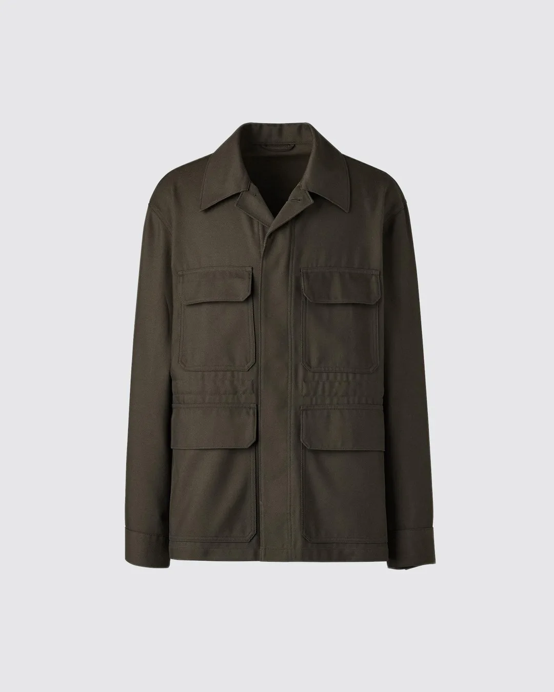 Áo khoác lấy cảm hứng quân đội: Uniqlo hay Carhartt?