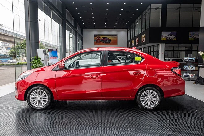 Mitsubishi Attrage: chọn phiên bản nào với giá lăn bánh từ 421 triệu?