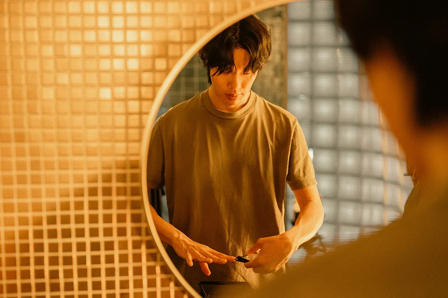 Ryu Jun-yeol dẫn dắt thriller Netflix mới 'Chuột đồng cỏ'