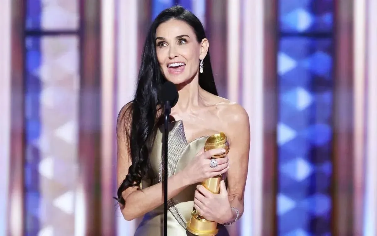 Bí quyết giữ dáng tuổi 45+ của sao Hollywood và sao Hoa ngữ