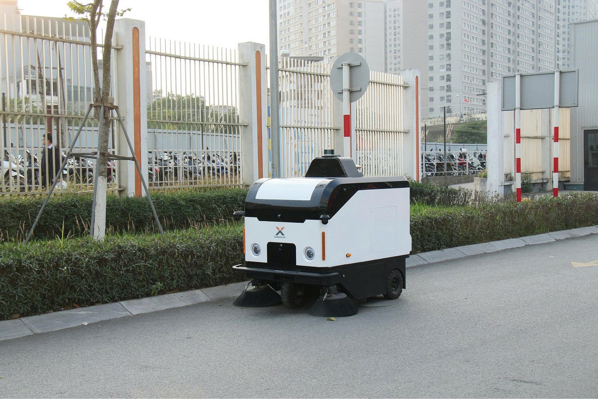 Hà Nội thử nghiệm giao thông tự hành: cơ hội hay phép thử mạo hiểm?