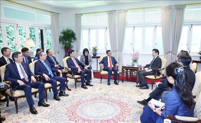Việt Nam – Singapore tăng tốc hợp tác AI, bán dẫn và tài chính xanh