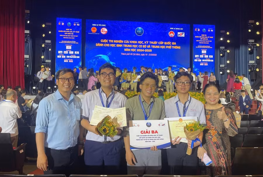 Hướng dẫn sử dụng AI trong nghiên cứu khoa học học sinh