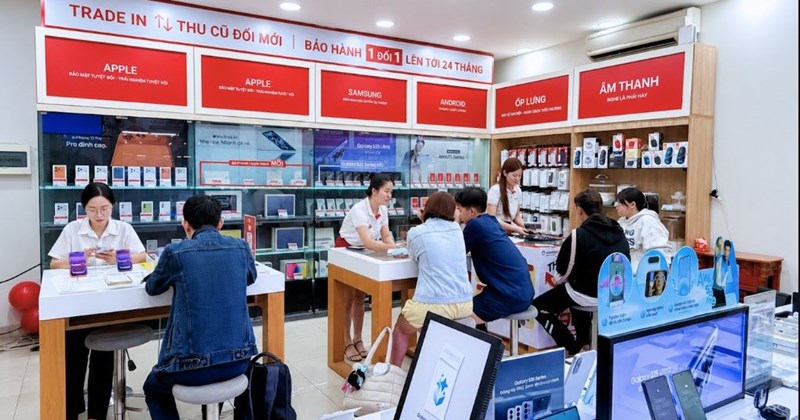 Galaxy S24 Ultra, iPhone 15 Pro Max hay Xiaomi 14 Ultra: chọn flagship nào?