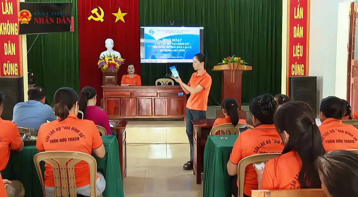 Dạy con kỹ năng bảo vệ bản thân trên mạng trong gia đình số