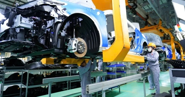Nhập khẩu ô tô từ Đông Nam Á tăng 48%: Cơ hội hay sức ép cho Việt Nam?
