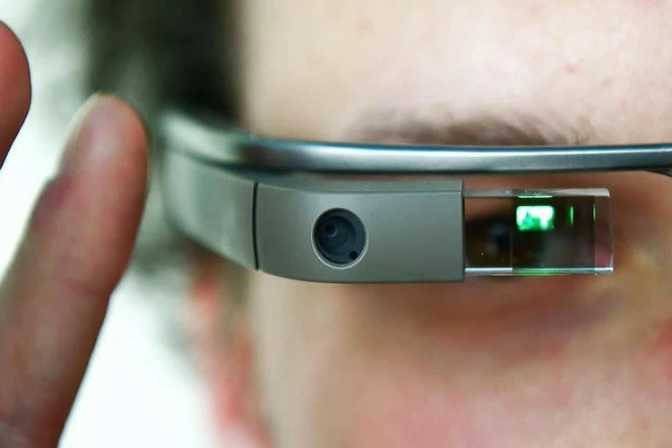 Công nghệ phát hiện camera quay lén bằng smartphone: bảo vệ quyền riêng tư với chi phí thấp