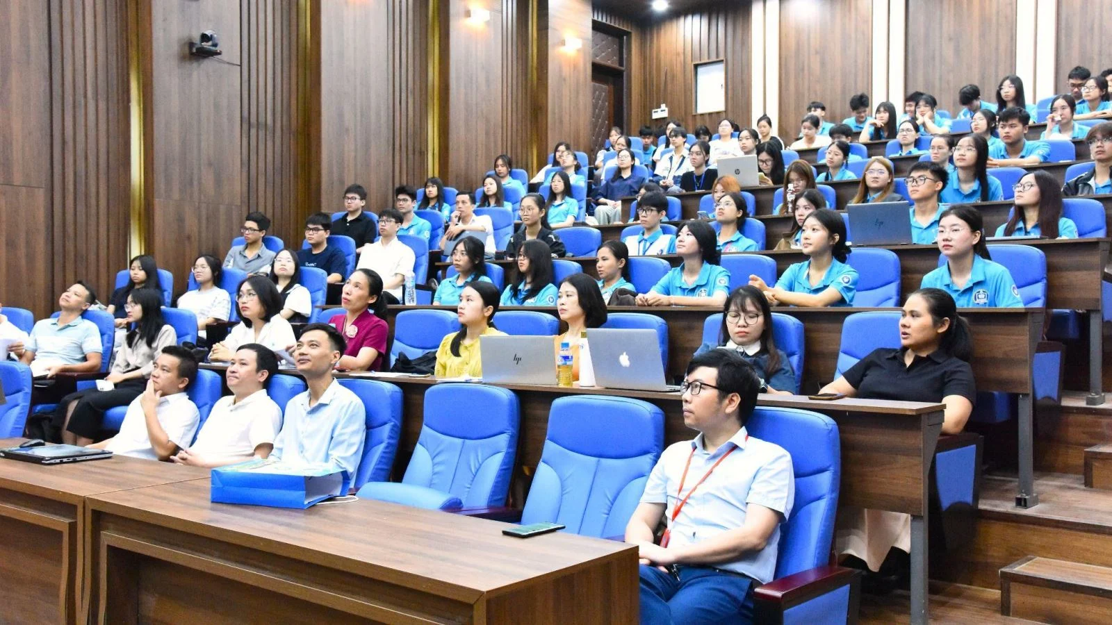 Hơn 300 nhà toán học quốc tế tập hợp tại Đà Nẵng: Những khám phá nào được trình bày?
