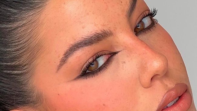 Cách Chọn Foundation Full Coverage Mà Vẫn Tự Nhiên