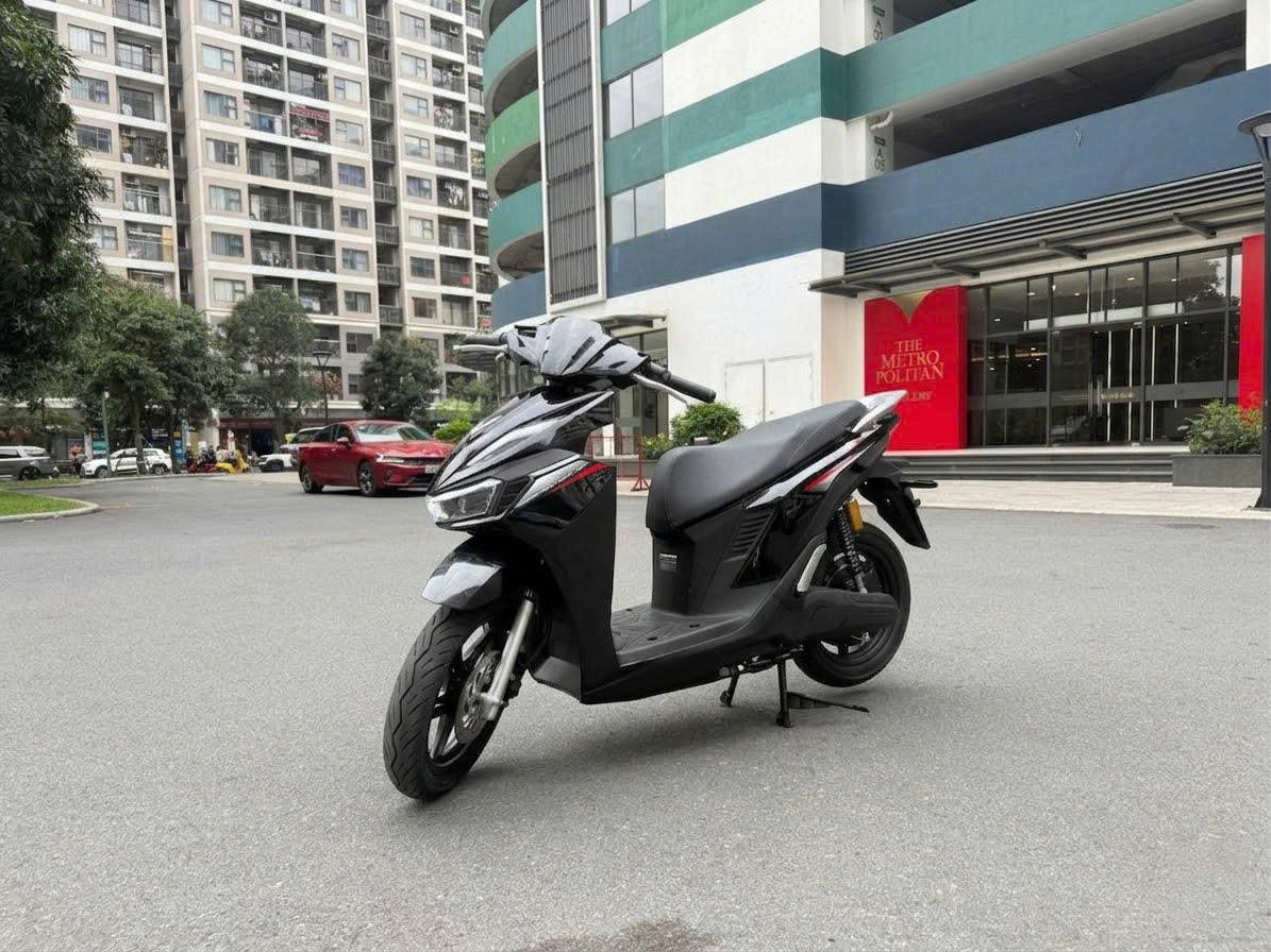 VinFast Viper và Kinet: có đáng để bỏ xe xăng?