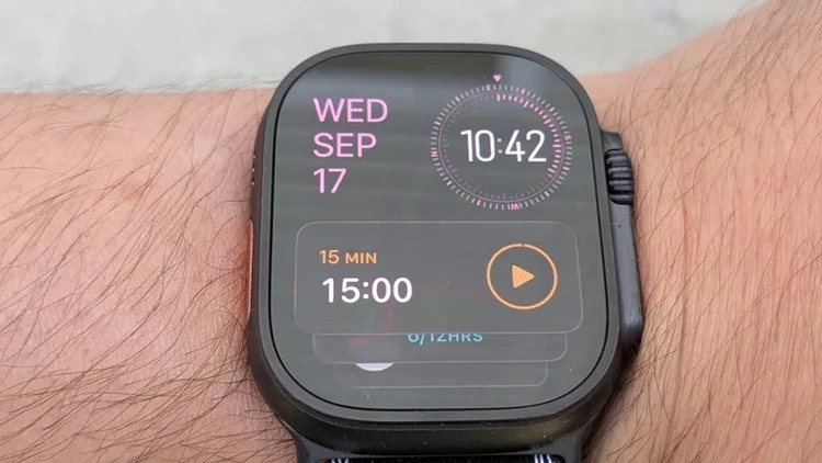 Apple Watch Ultra 3 hay Galaxy Watch Ultra2: chọn sao cho “đáng tiền”?