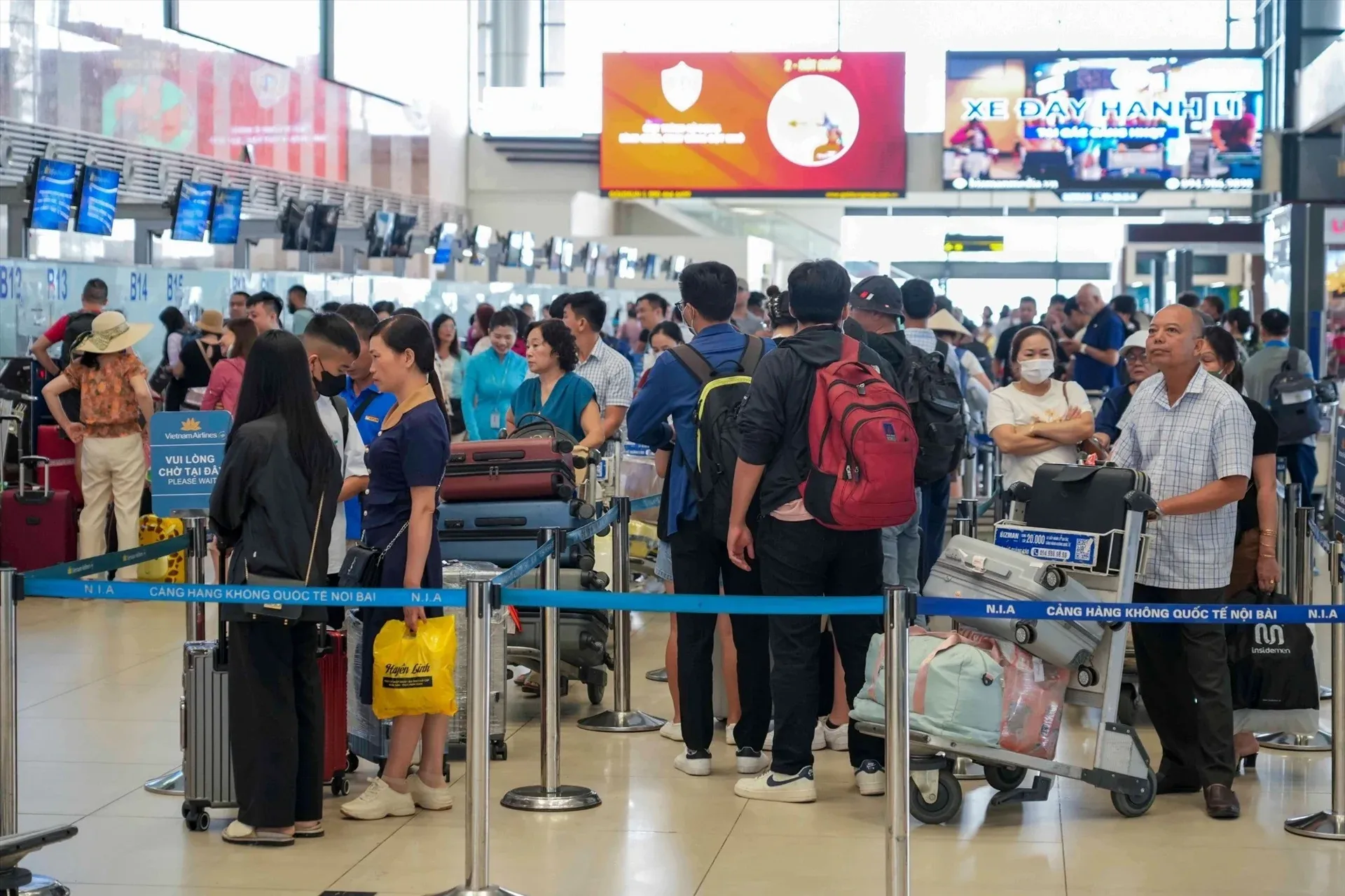 Du lịch lễ 2/9 bùng nổ: Đi đâu, đặt tour thế nào để không biến kỳ nghỉ thành cuộc đua chen chúc