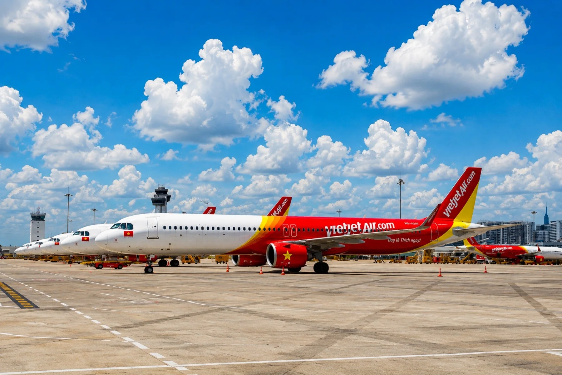 Vietjet dịp Quốc khánh: Sẵn sàng cao điểm, khách tiết kiệm cần chuẩn bị gì?