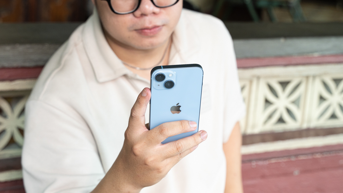 Kiểm chứng thực tế: Điện thoại nào dùng được lâu nhất trong một ngày?