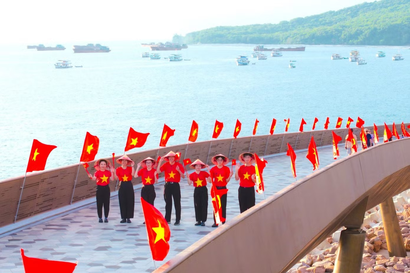Giá vé máy bay Phú Quốc dịp 2/9 bất ngờ “mềm”: Cơ hội vàng cho người đi du lịch tiết kiệm