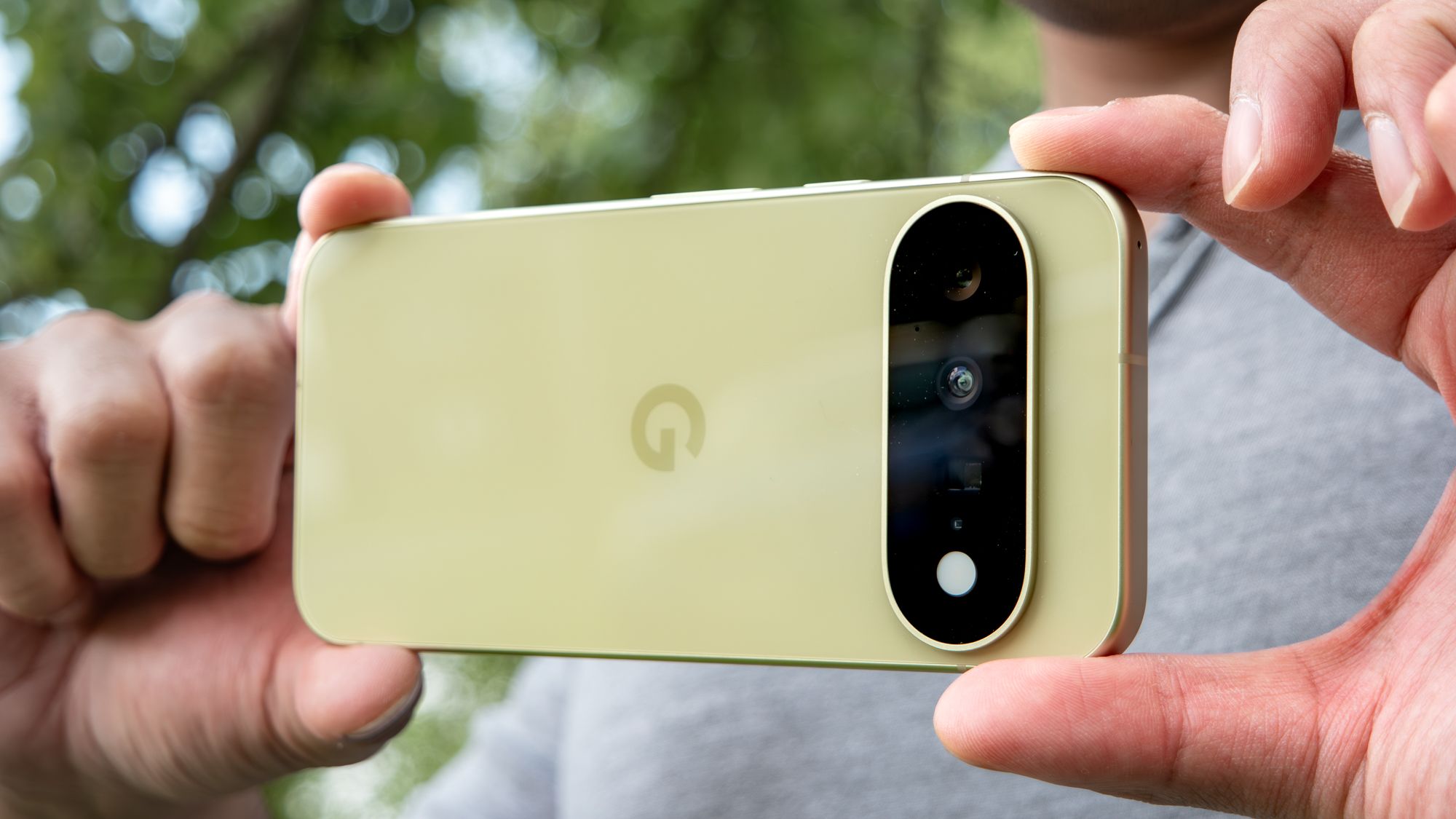 Magic Capture và Super Zoom 120x trên Pixel 11: AI nào đáng tiền cho nhiếp ảnh di động?