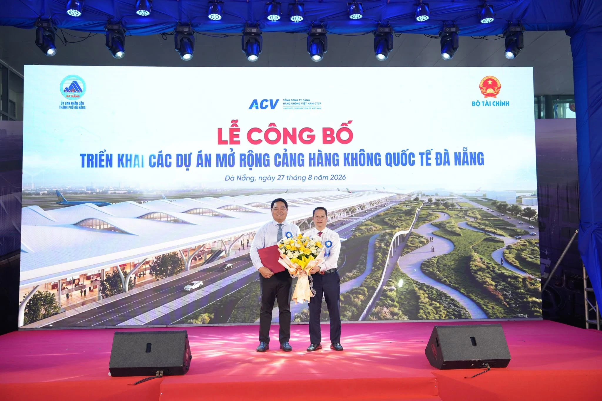 Sân bay Đà Nẵng mở rộng 10.000 tỷ: Cú hích thật hay lời hứa dài hạn?