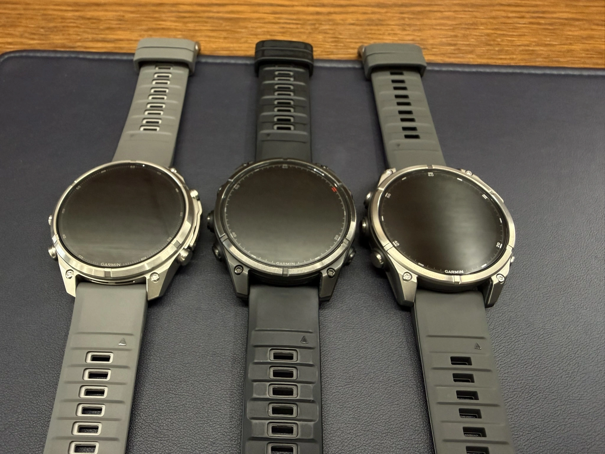 Garmin Fenix 9 Pro vs Fenix 8: Có đáng nâng cấp lên vỏ titan?