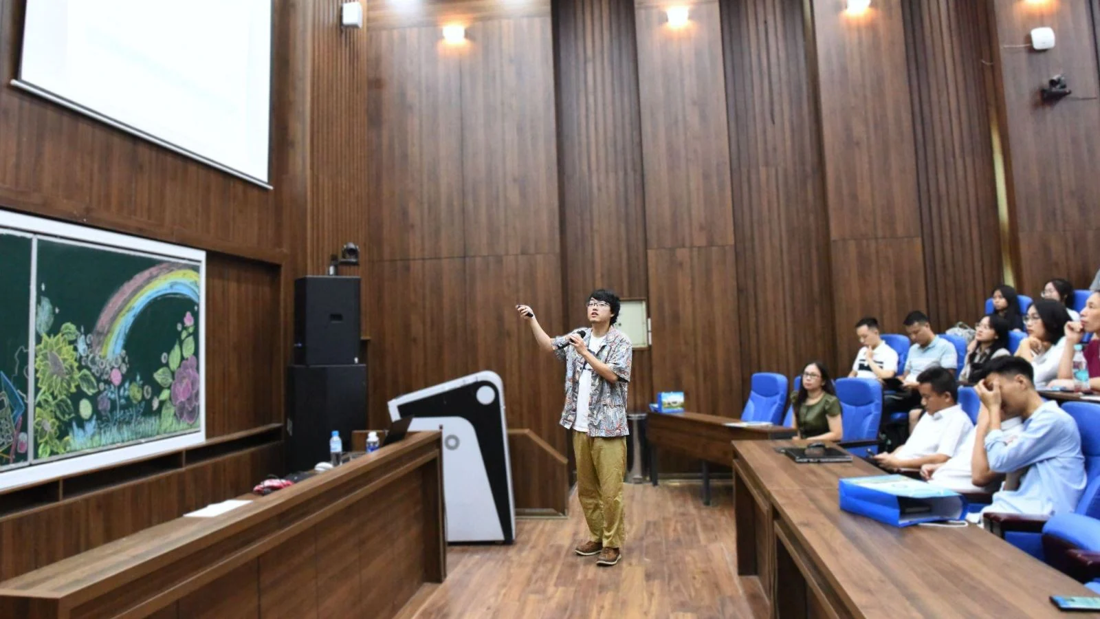 Hơn 300 nhà toán học quốc tế tập hợp tại Đà Nẵng: Những khám phá nào được trình bày?