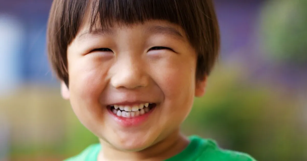 3 hành động tưởng bình thường nhưng là “mật mã” cảm xúc của trẻ