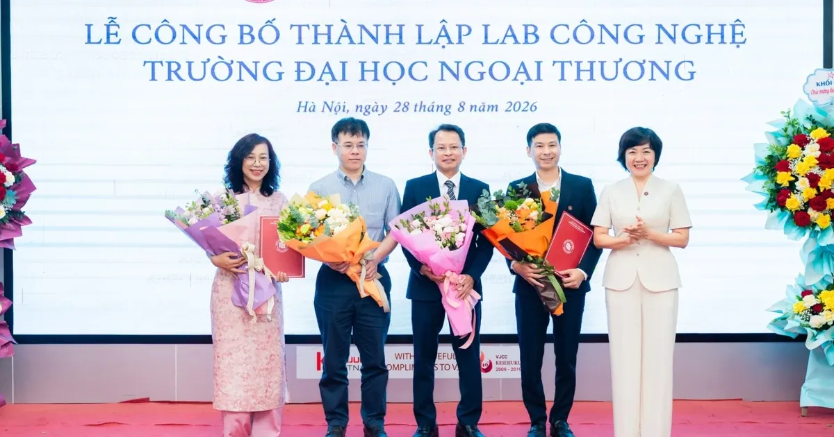 FTU Tech Lab: Bước ngoặt kết nối AI với kinh tế và kinh doanh