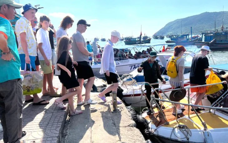 Nha Trang dịp 2/9: Lặn san hô, freediving và núi rừng chi phí tối ưu