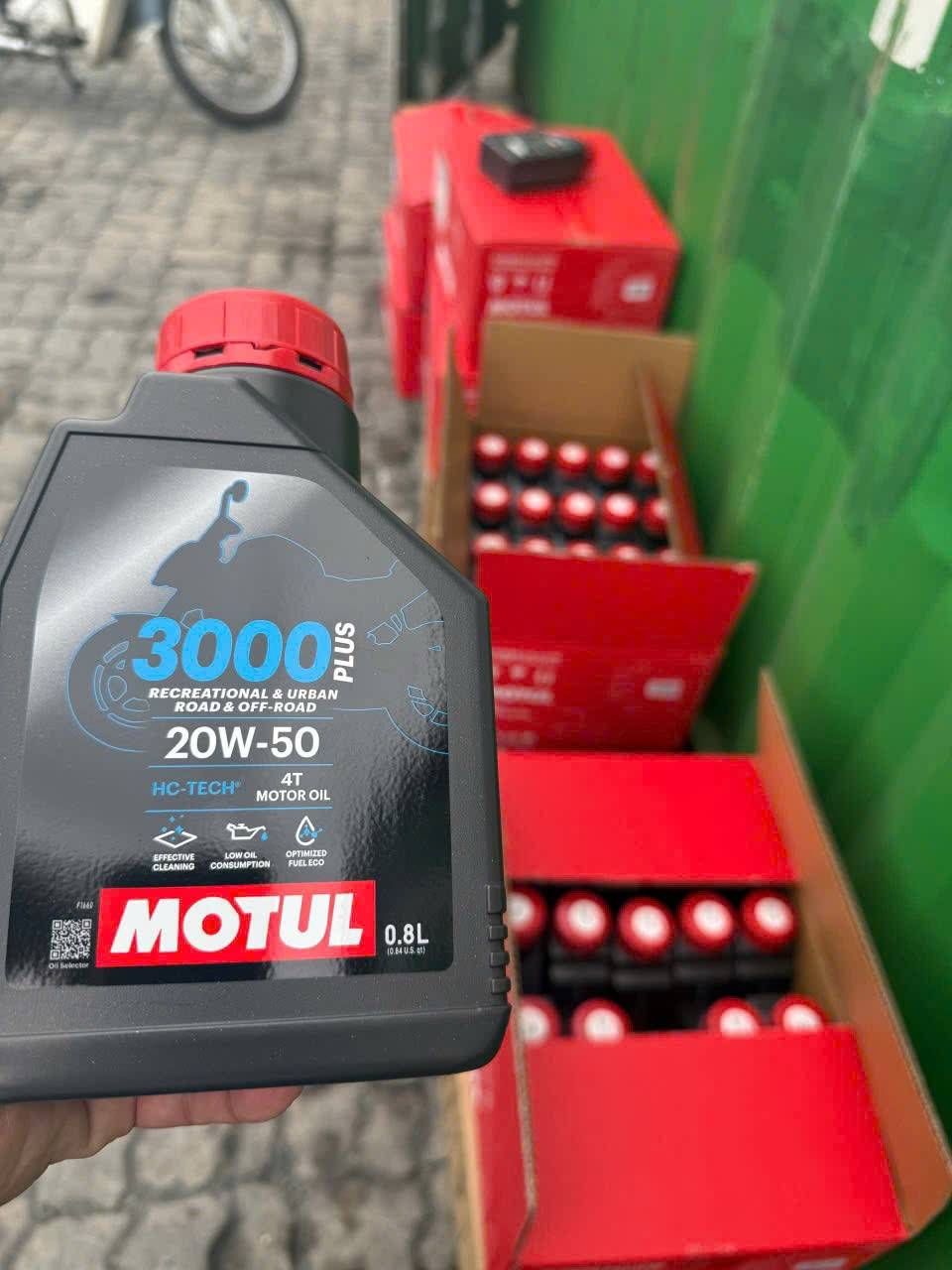 16.000 hộp dầu nhớt giả MOTUL: Cách tự bảo vệ động cơ xe