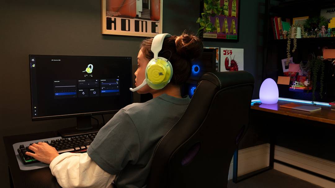 JBL Quantum mở rộng tai nghe gaming từ entry-level đến trung cấp