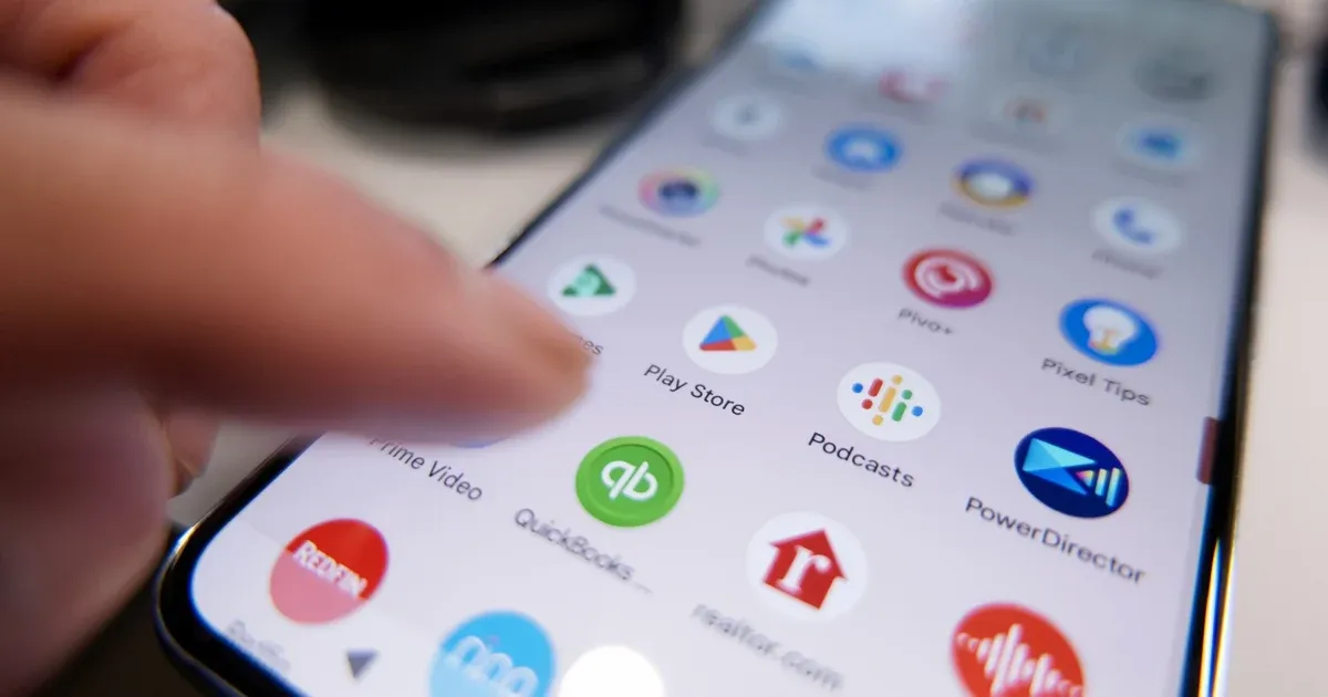 Ứng dụng bí ẩn trên hàng triệu điện thoại Android: Nên lo hay nên mừng?