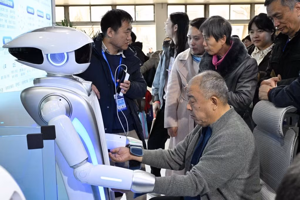 Lương AI tăng vọt nhưng sinh viên mới thất nghiệp: Nghịch lý toàn cầu