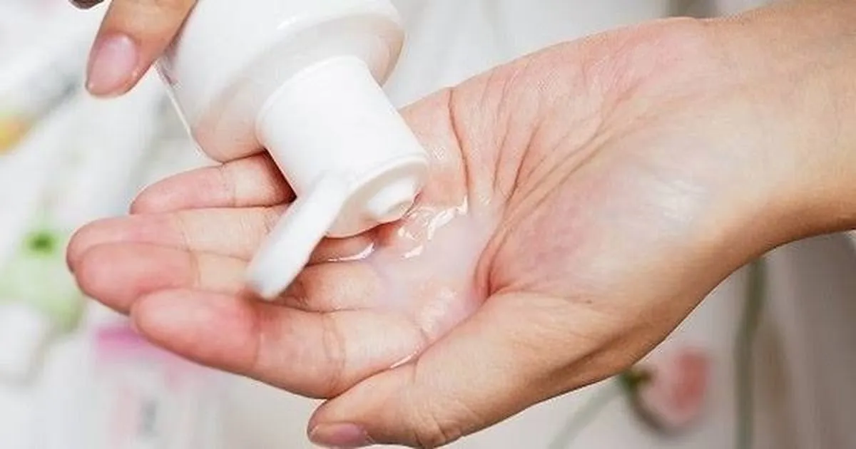 Dung dịch vệ sinh phụ nữ Rolux AF bị xác định là hàng giả: Báo động đỏ cho người dùng