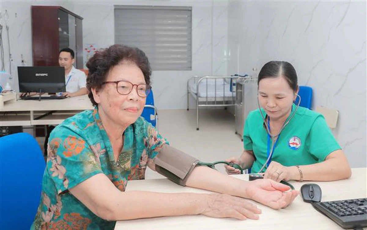 Mô hình chăm sóc sức khỏe ban ngày: lối đi mới cho người cao tuổi sống độc lập