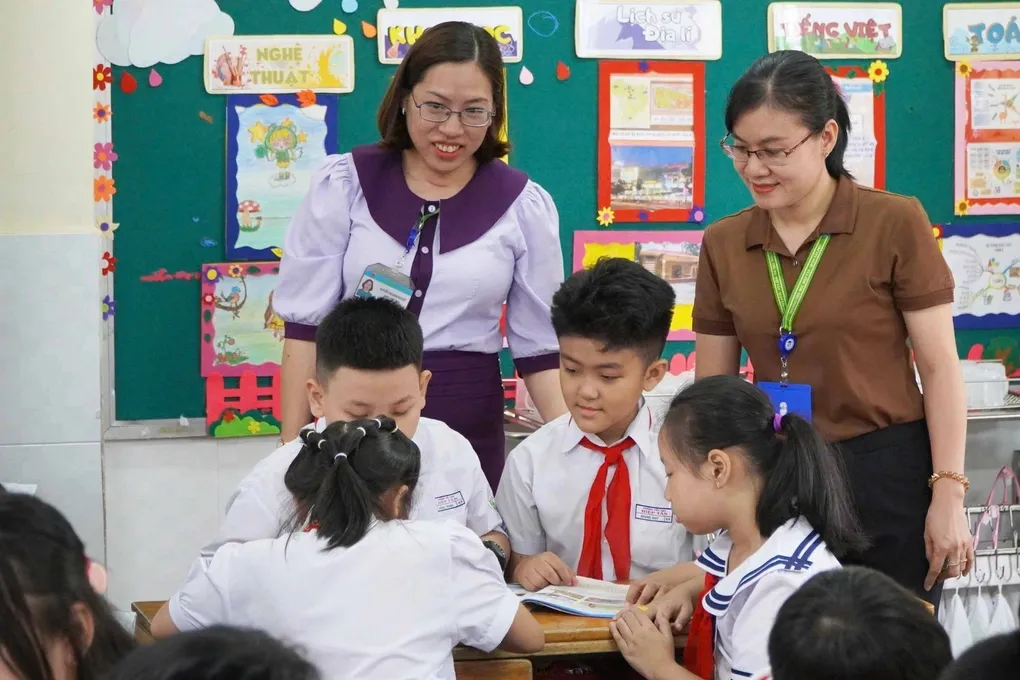 Giáo dục không phải về điểm số: Câu hỏi lớn Tổng Bí thư đặt ra cho trường học