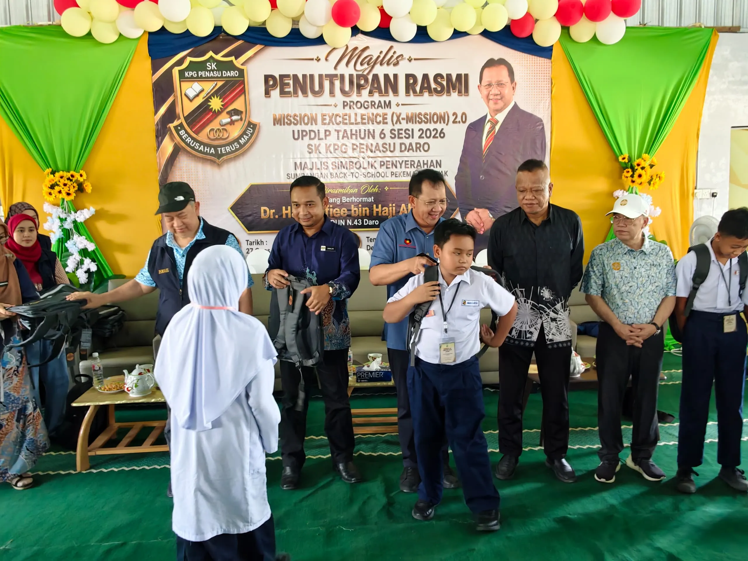 Bagaimana STEM dan Literasi AI Mengubah Sekolah Pedalaman