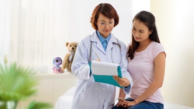 Những dấu hiệu cảnh báo sức khỏe tim mạch phụ nữ không nên bỏ qua trong độ tuổi mãn kinh