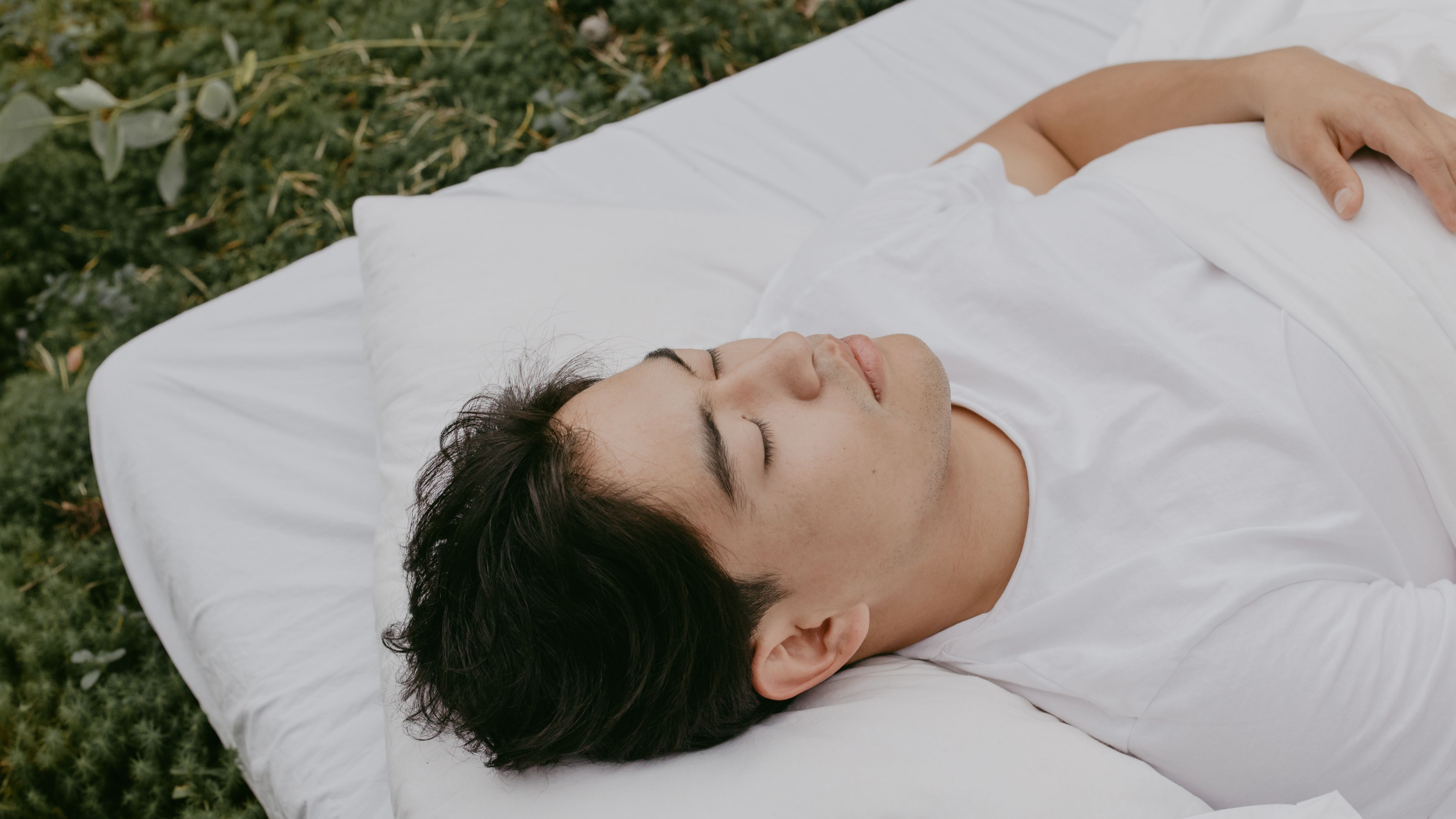 Ngủ bù cuối tuần có xóa hết nợ ngủ trong tuần?