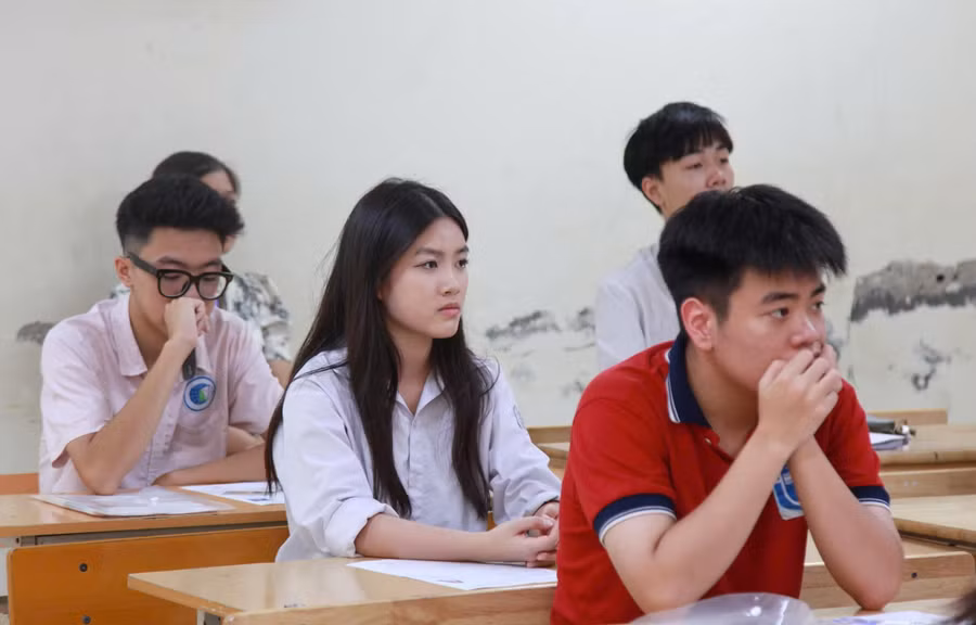 Camera phòng thi học sinh giỏi quốc gia: niềm tin hay cái giá của bị giám sát?