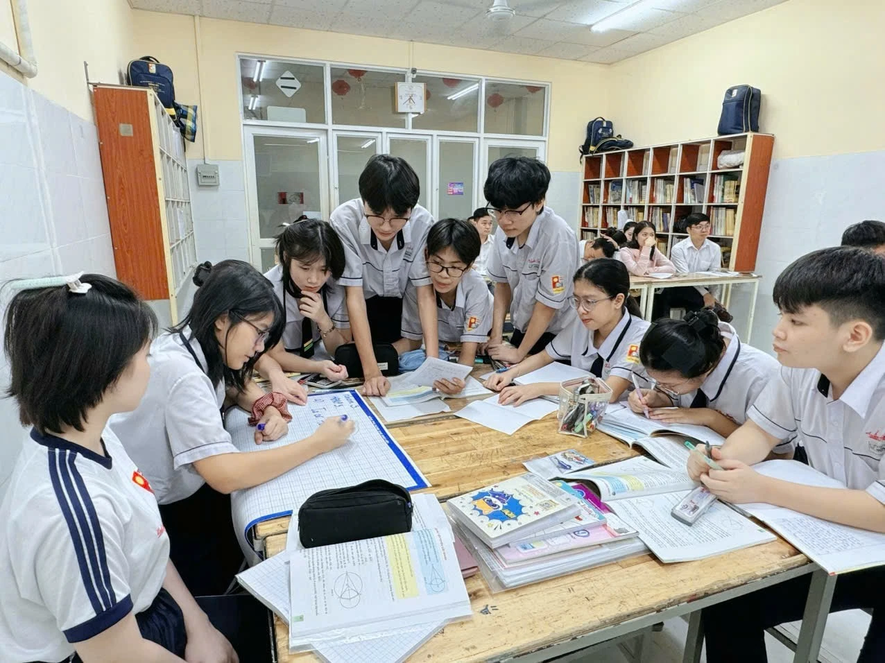 Học bạ số chính thức thay thế học bạ giấy từ tháng 10