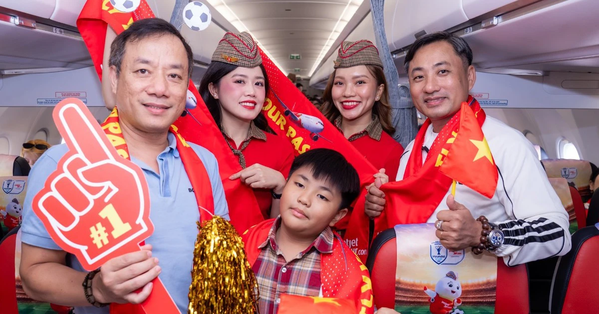 Từ Hà Nội đến Bangkok: Hành trình du lịch cổ vũ ASEAN Cup
