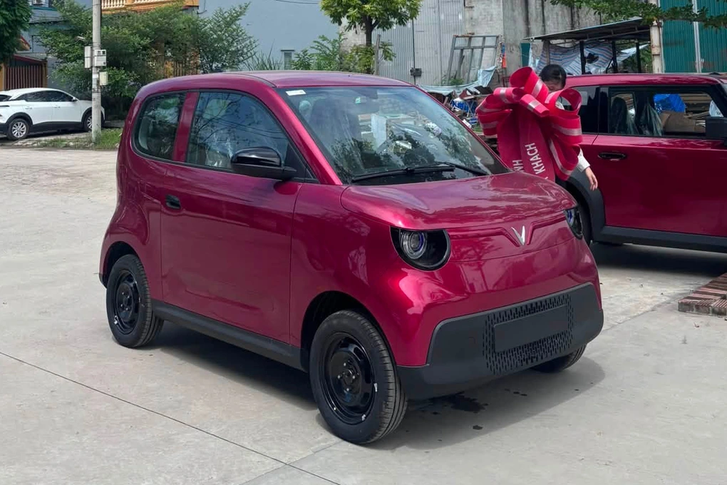 VinFast VF 2 cập bến đại lý: xe điện mini dưới 200 triệu lật lại cuộc chơi