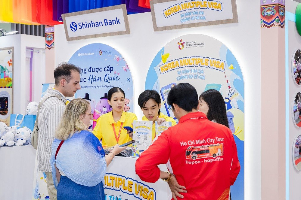 Visa nhiều lần và đường bay mới: cú bắt tay chiến lược với du khách Việt