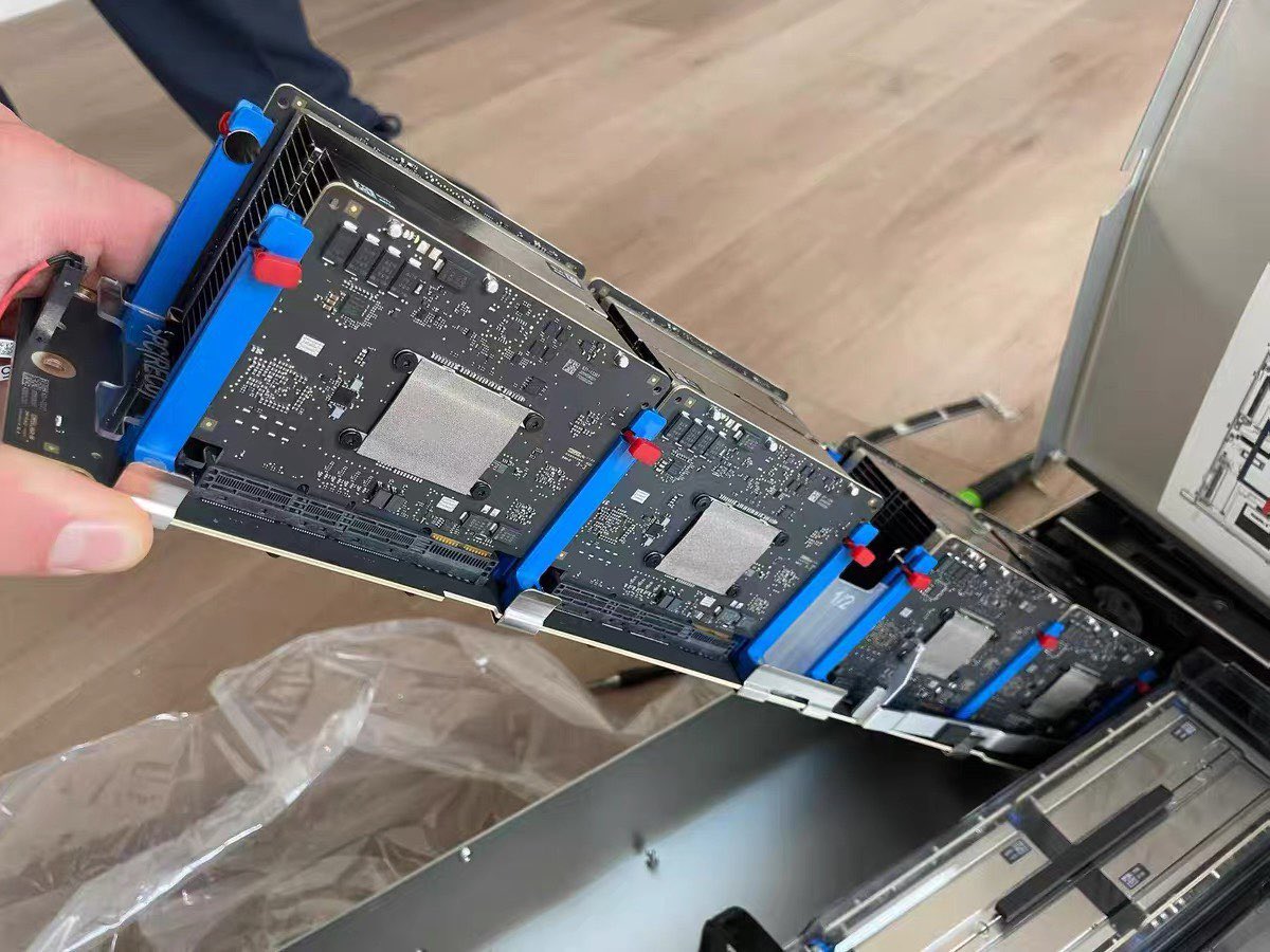 iPhone bán chạy nhất thế giới giảm giá: nên xuống tiền lúc này?