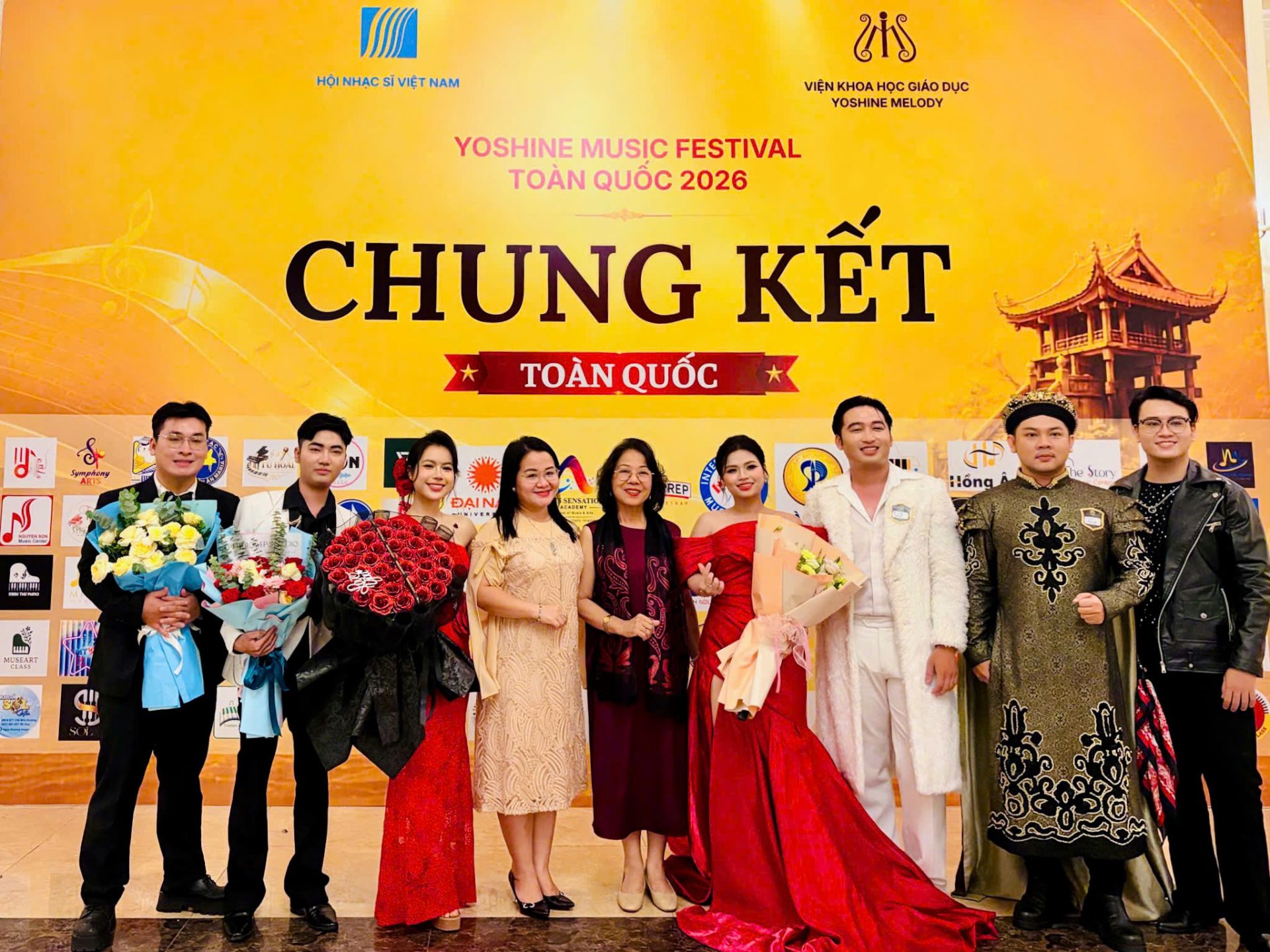 Từ giảng đường đến sân khấu quốc tế: hành trình mới của giọng hát trẻ
