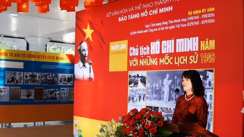 Những tư liệu ảnh quý về Chủ tịch Hồ Chí Minh năm 1946