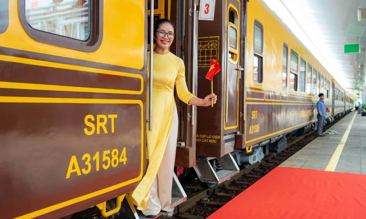 Đoàn tàu di sản Phong Nha - Huế: Hành trình lịch sử với chi phí tiết kiệm