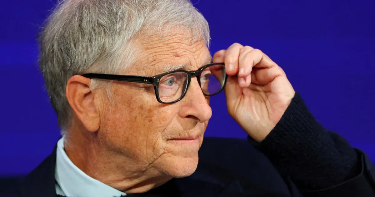 Bill Gates cảnh báo AI: Thị trường lao động chuẩn bị “tái thiết” đau đớn