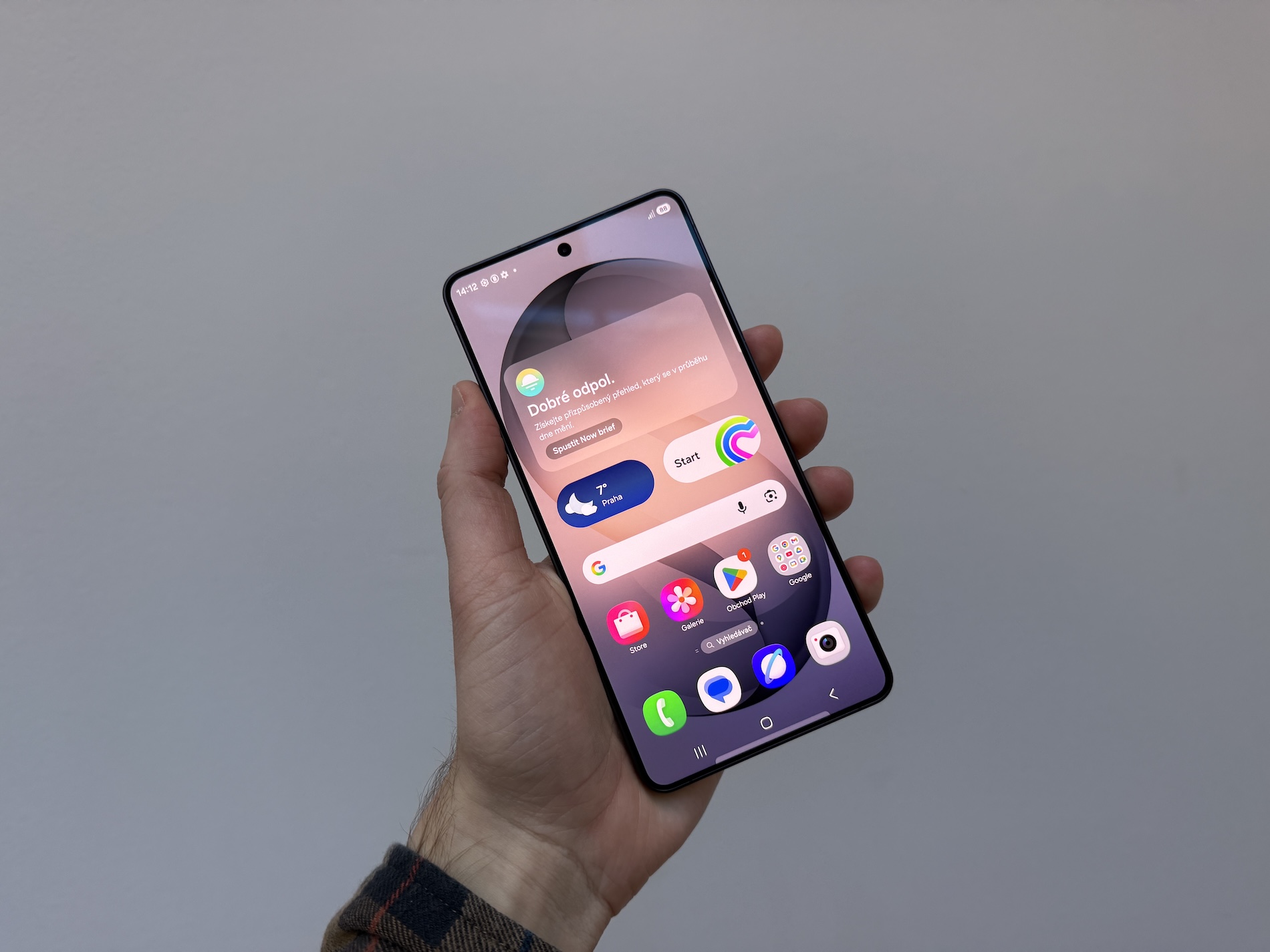 Galaxy S26 Ultra Terus Dibayangi Isu Paparan Merah