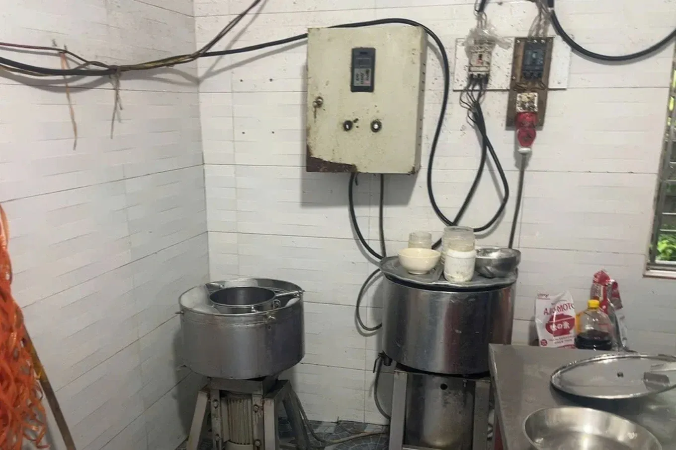 Cách nhận biết thực phẩm giả mạo và bảo vệ gia đình