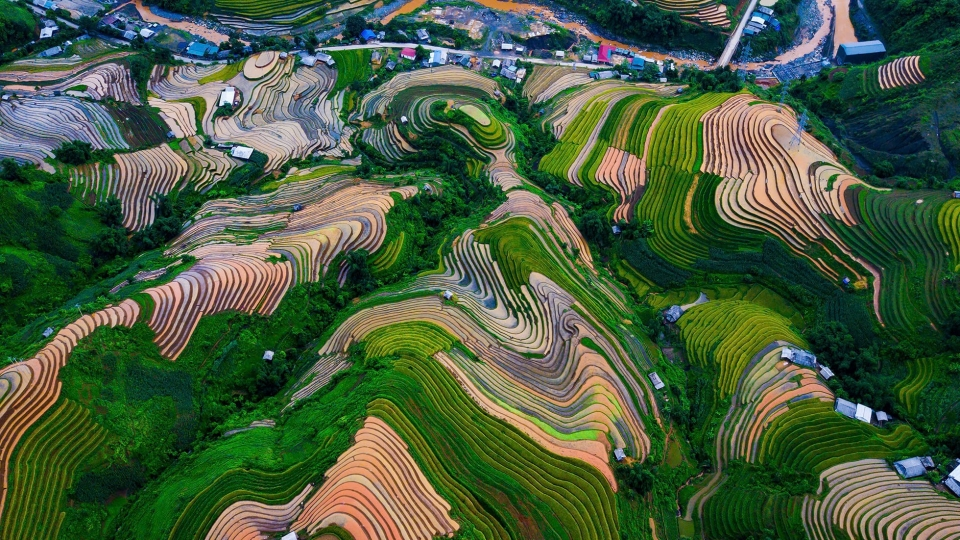 Lào Cai Tour và tham vọng trở thành điểm đến du lịch thông minh vùng biên