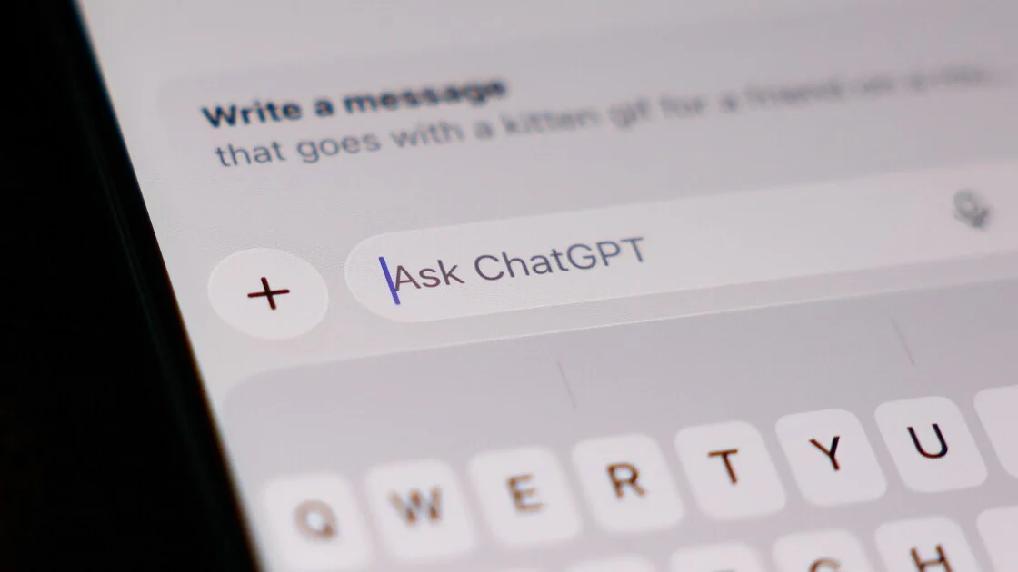 Quản lý nhiều tài khoản Google trong ChatGPT để tối ưu năng suất